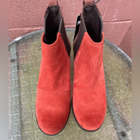 Sorel Joan Of Arctic Wedge Chelsea ll Boots Size 6 - Picture 4 of 13